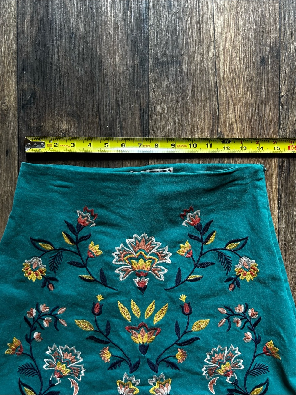70s Inspired Embroidered Skirt - Picture 4 of 5